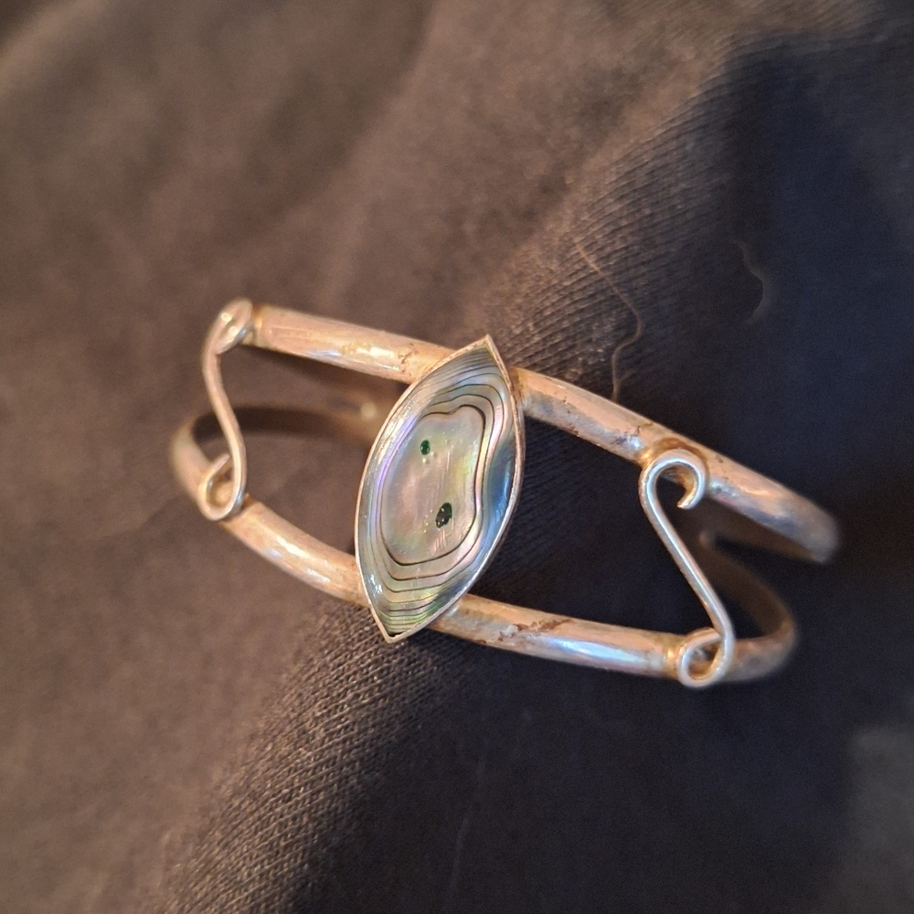 Vintage Alpaca Mexico Silver /Blue Abalone Cuff Bracelet Dainty Silver Mexico